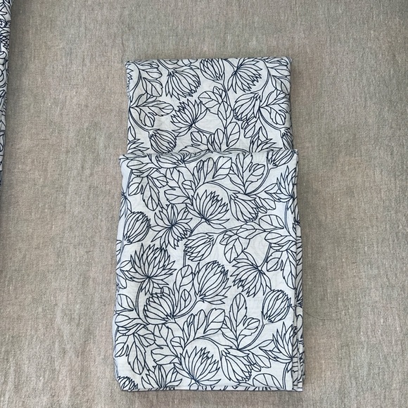 Twin Duvet Cover and Shams by Ikea - Picture 2 of 5